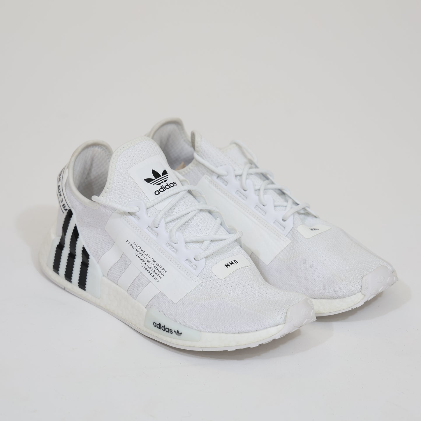 Adidas NMD_R1 V2 נעלי סניקרס אדידס