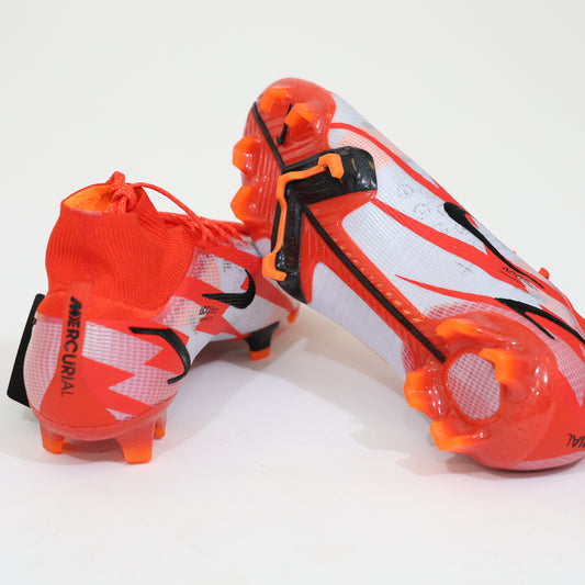 Nike Mercurial Superfly 8 Elite CR7 FG נעלי כדורגל נייק סופרפליי